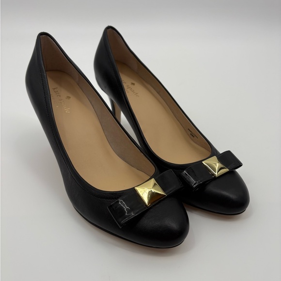 Kate spade | Black Leather Pumps with Gold Accent bow | 8.5 - Picture 1 of 7